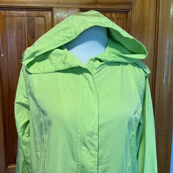 Forever 21 fluorescent spring jacket - Picture 2 of 8